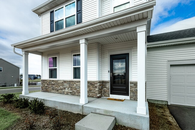 Building Photo - 1300 Kentwood Dr