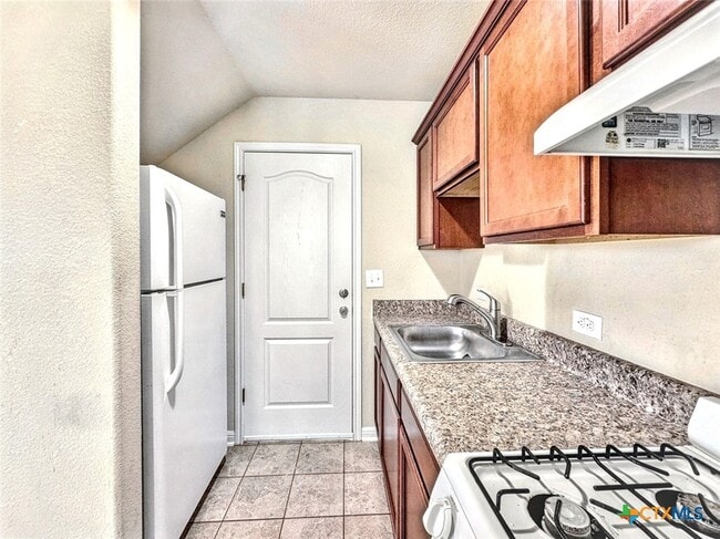 Building Photo - 338 Trestle Tree