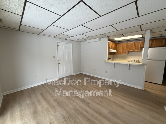 Building Photo - 9298 Hayden Dr