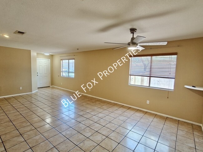 Building Photo - 3754 E White River Dr
