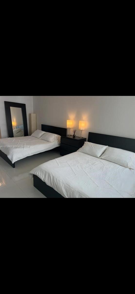 Building Photo - 2030 S Ocean Dr