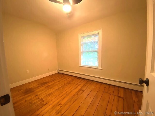 Building Photo - 623 Elm St