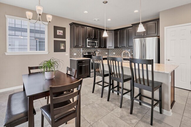 Building Photo - 3/2 Home Tucked-away, turn-key, and top-rated schools! Available for immediate move-in!