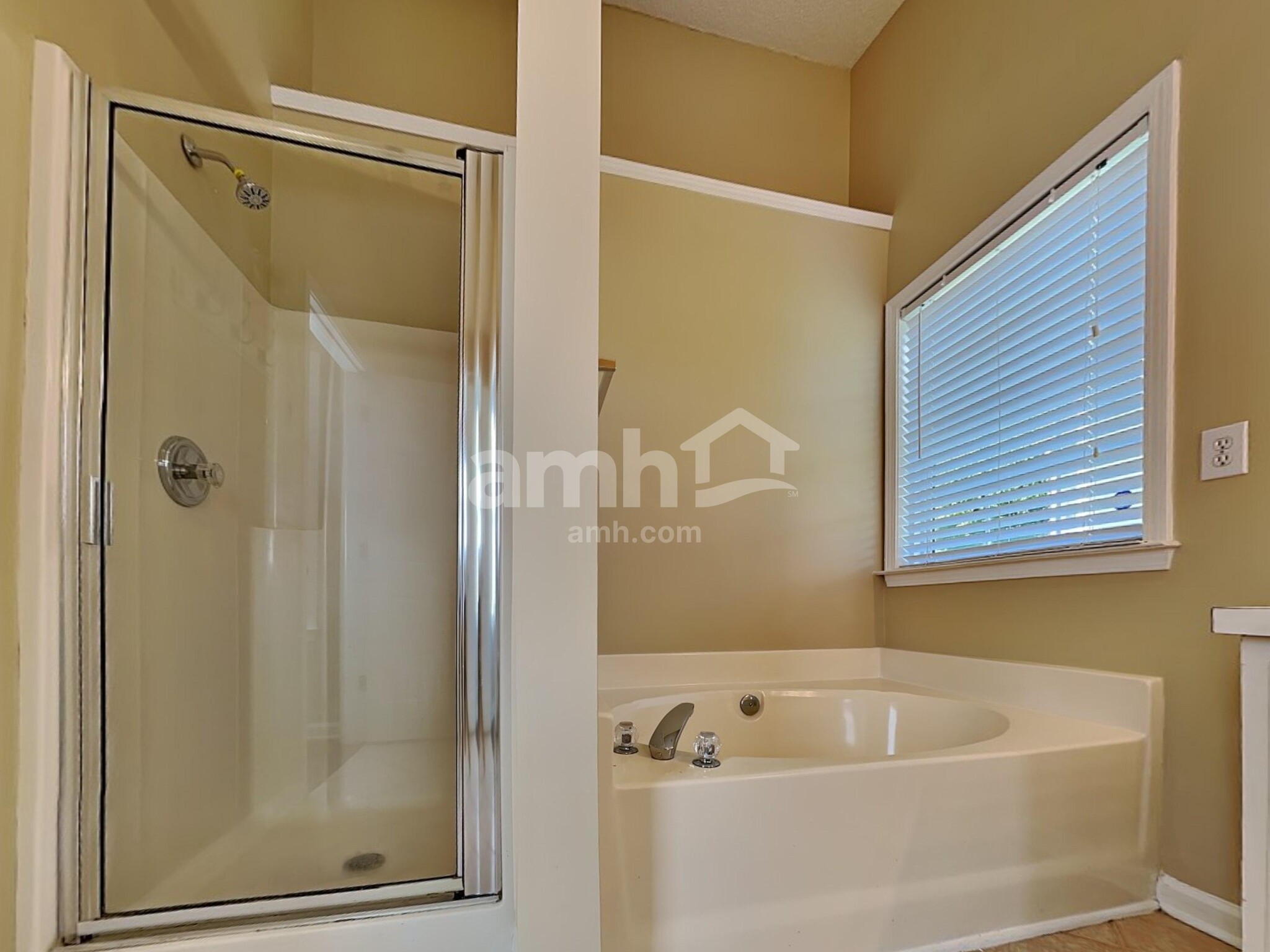 Building Photo - 505 Bellmeade Bay Dr