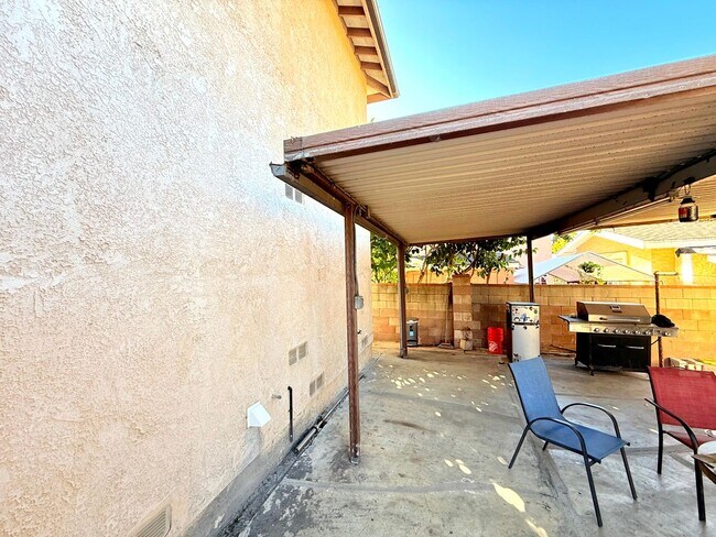 Building Photo - 2506-2508 Norfolk Street