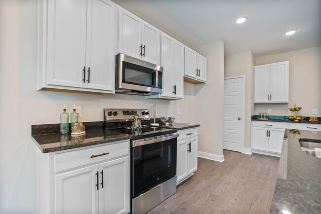 Building Photo - Ruby Floor Plan – 5BR/3BA New Construction Home Near Exit 4