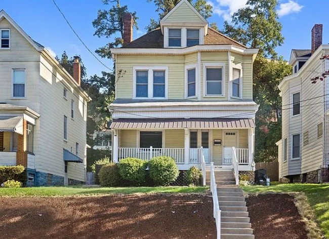 Building Photo - 937 Jackman Ave