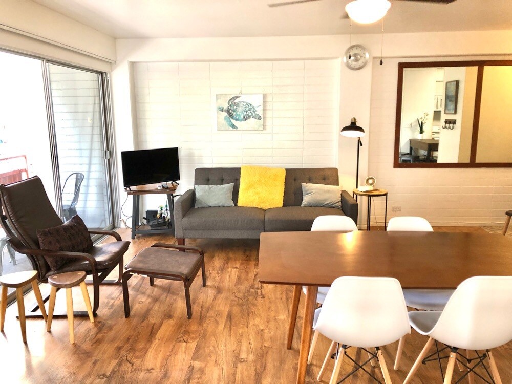Building Photo - 417 Nohonani St