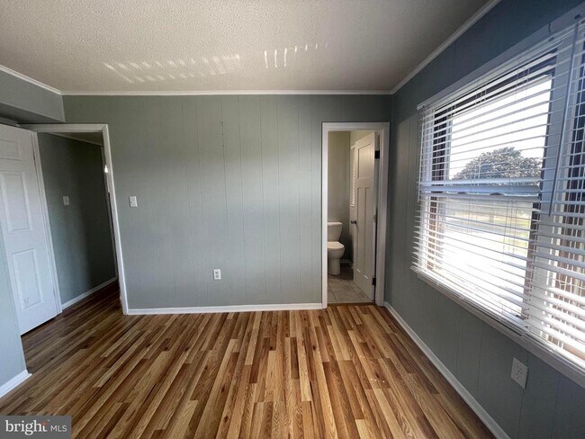 Building Photo - 34515 Bushnell Ct