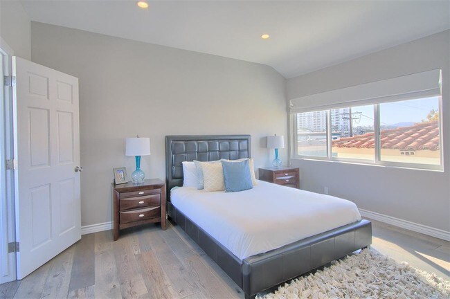 Building Photo - 2906 2nd St