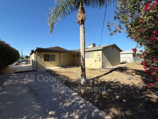 Building Photo - 43714 Aztec St