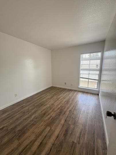 Building Photo - 310 S Argyle Ave