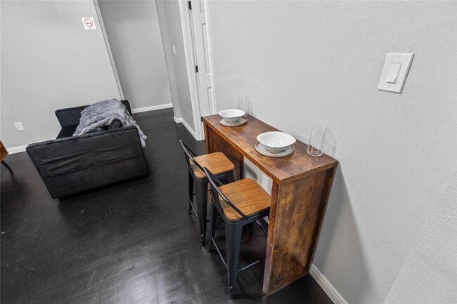 Building Photo - 2824 Blodgett St