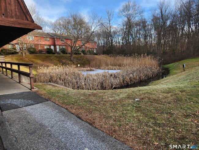 Building Photo - 83 Churchill Way