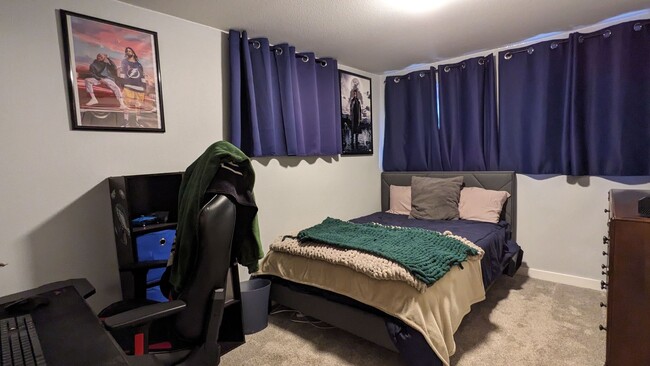 Building Photo - BEAUTIFUL MODERN 3 BED/2 BATH RANCHER IN E...
