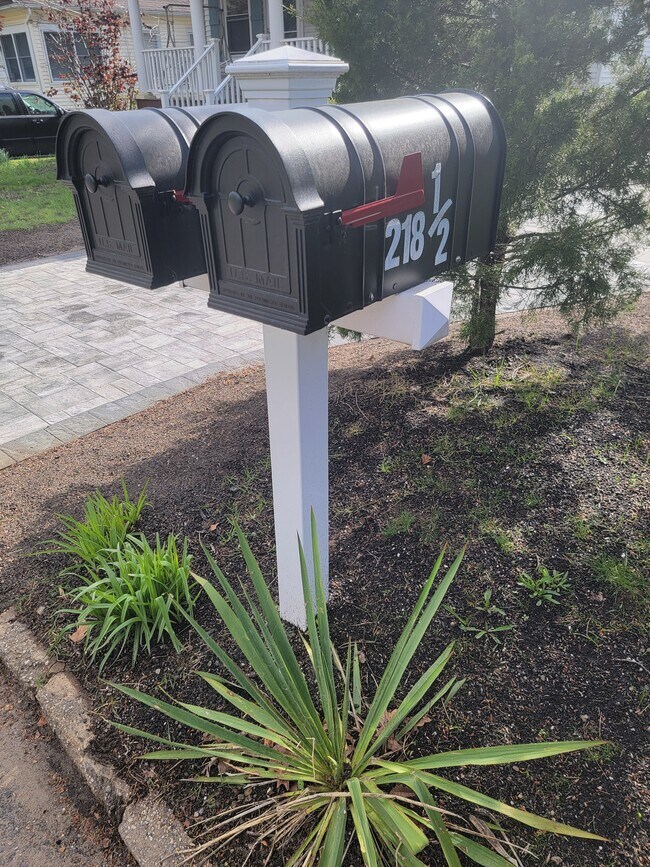 Building Photo - 218 Chatham Ave