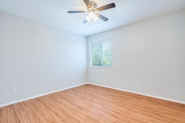 Building Photo - 1507 Davis Mountain Loop