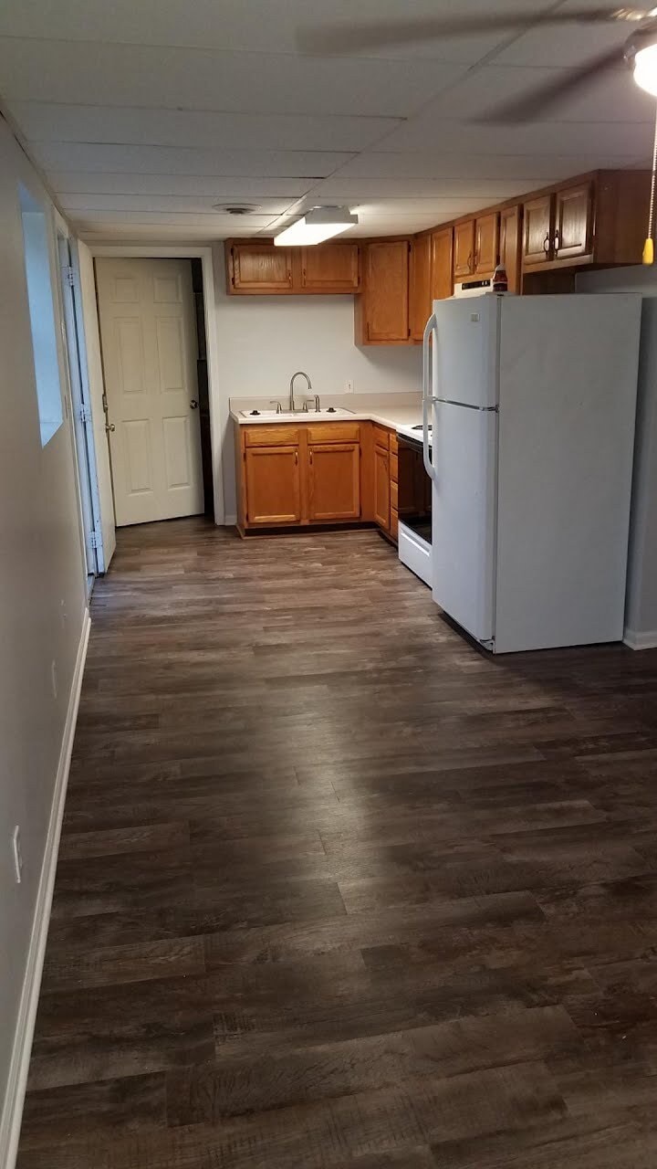 Building Photo - 523 W Front St