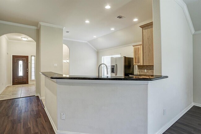 Building Photo - 24131 McKinzie Ridge Dr