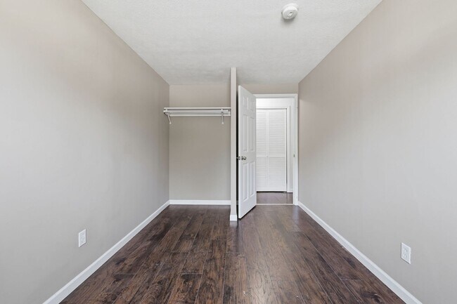 Building Photo - 3113-3115 Fulmer Road