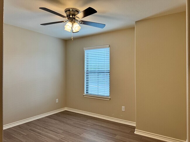 Building Photo - 14568 CR 2191