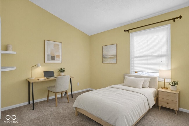 Building Photo - 6010 S Bay Dr