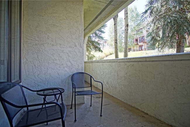 Building Photo - 2755 Waterstone Ln