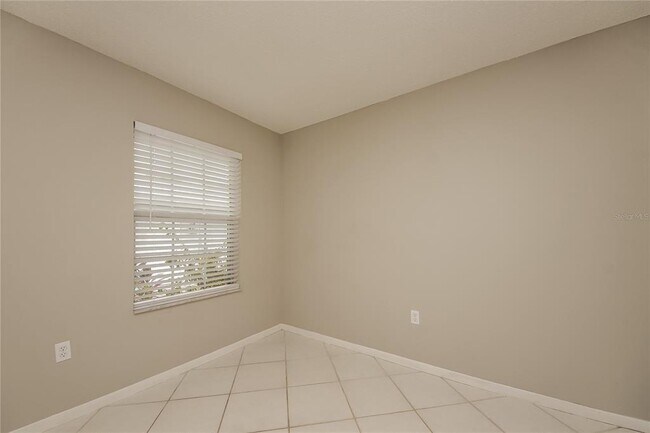 Building Photo - 4454 Sandhurst Dr