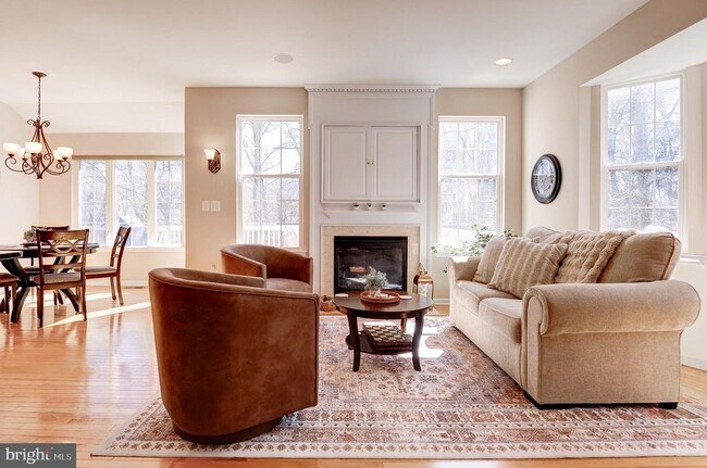 Building Photo - 43395 Briar Creek Terrace