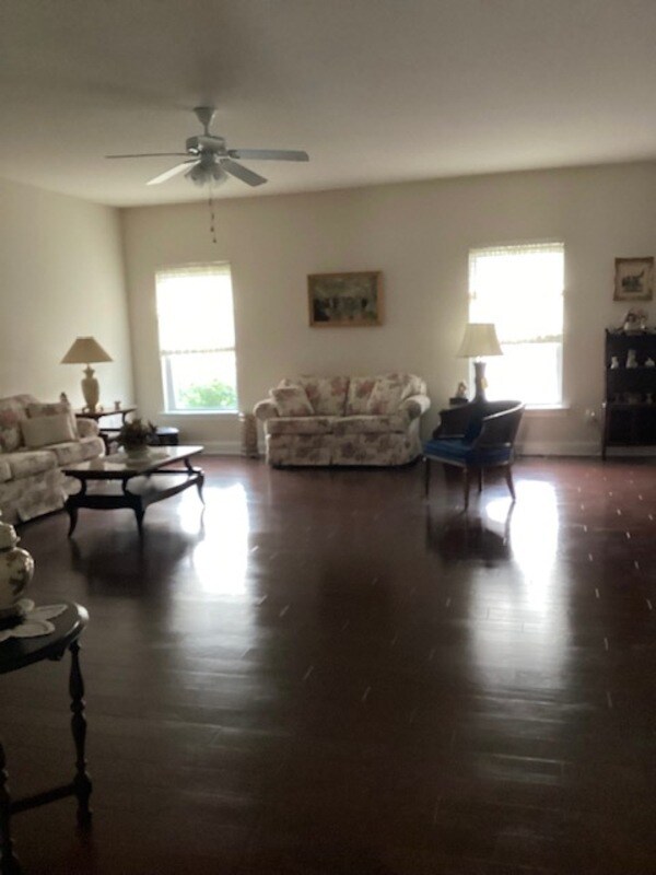 Building Photo - 35162 Helmsman Way