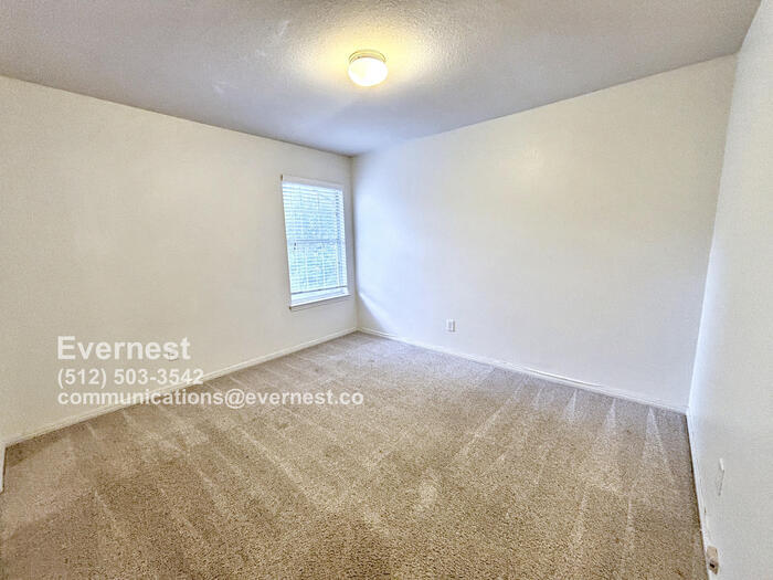 Building Photo - 1512 Braided Rope Dr