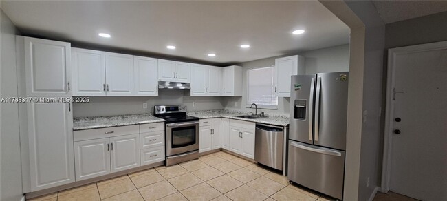 Primary Photo - 4522 SW 54th St
