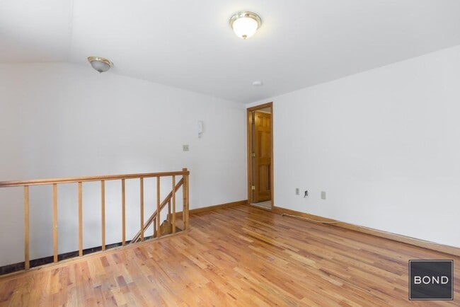 Building Photo - 59 W 73rd St