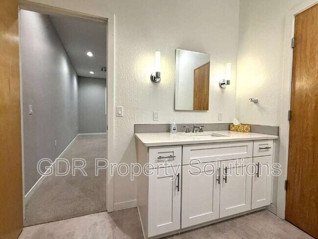 Building Photo - 3600 Central Ave SE