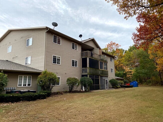 Building Photo - 3804 Creek Hill Dr