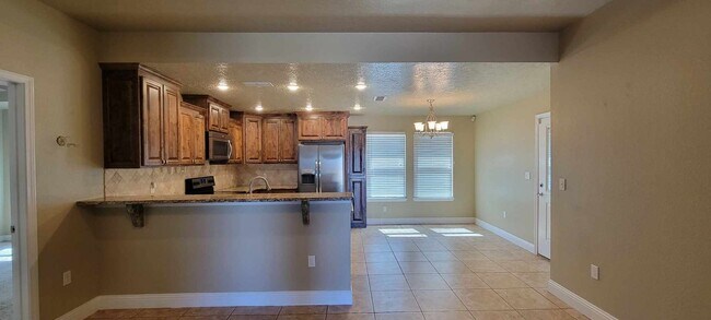 Building Photo - Beautiful 3 bed 2 bath home!