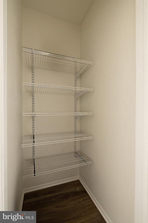 Building Photo - 211 Woodhollow Dr