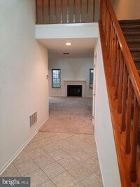 Building Photo - 14 Beverly Ct