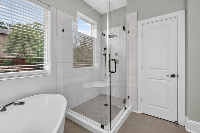 Building Photo - 6702 Auburn Sands Dr