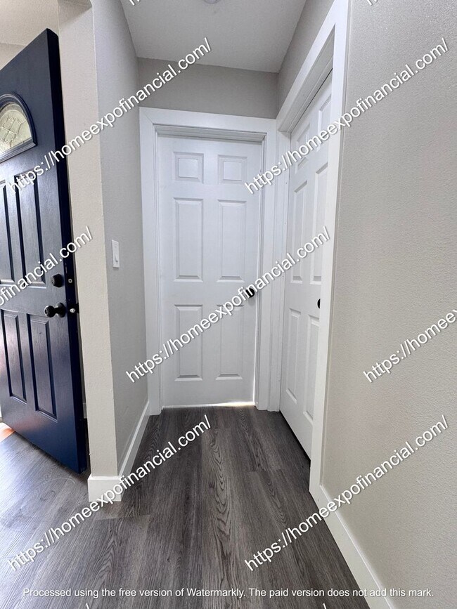Building Photo - Nice Home For Rent