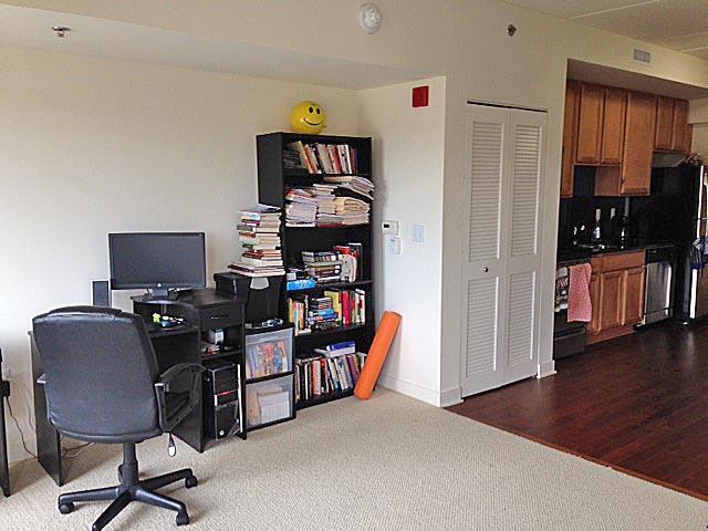 Building Photo - 111 N Ashley St