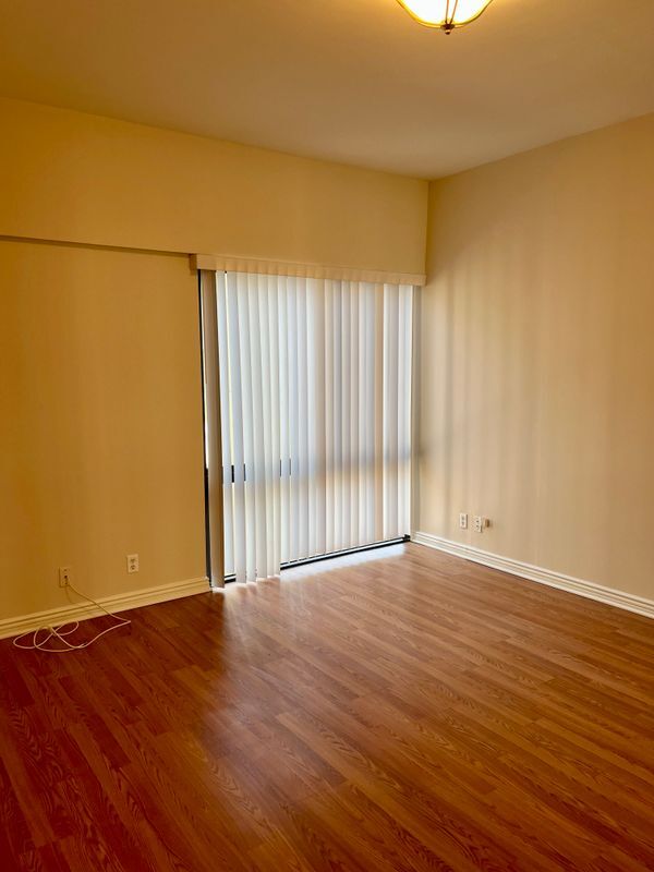 Building Photo - 10445 Wilshire Blvd