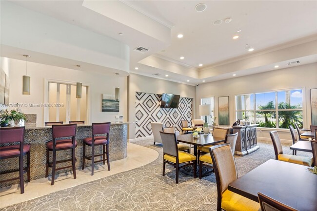 Building Photo - 1101 Banyan Dr