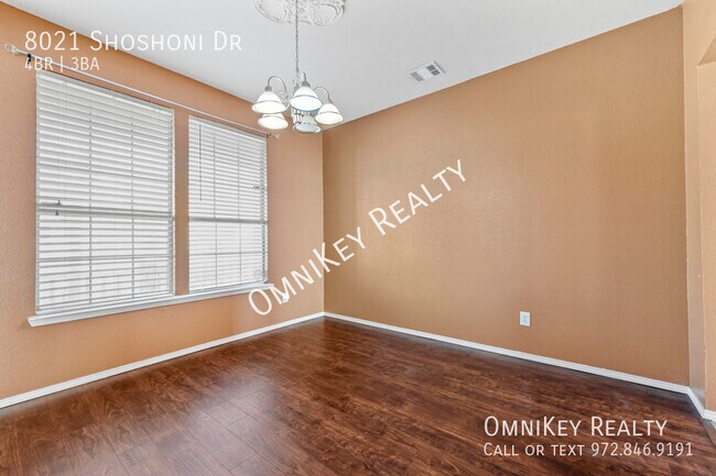 Building Photo - 8021 Shoshoni Dr