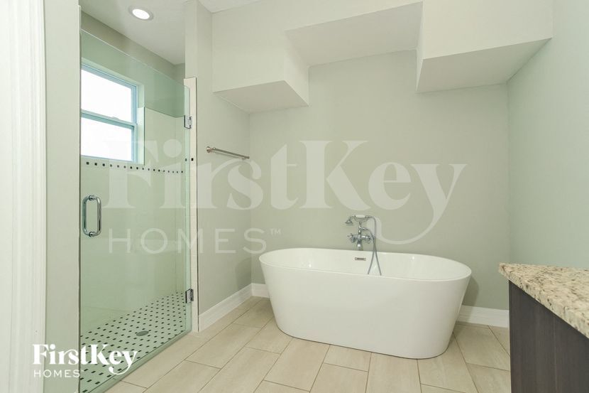 Building Photo - 642 Gull Dr