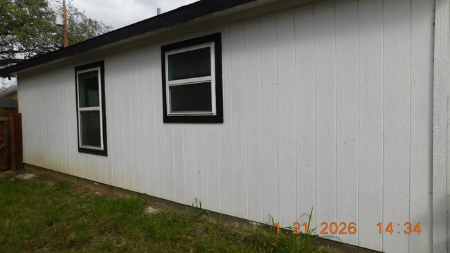 Building Photo - 225 Virginia St