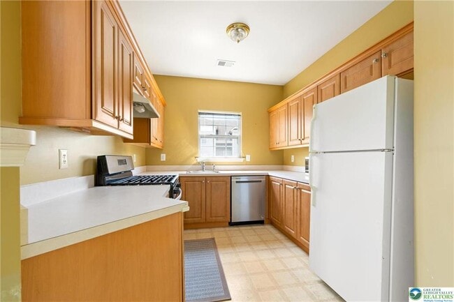 Building Photo - 917 Eden Terrace
