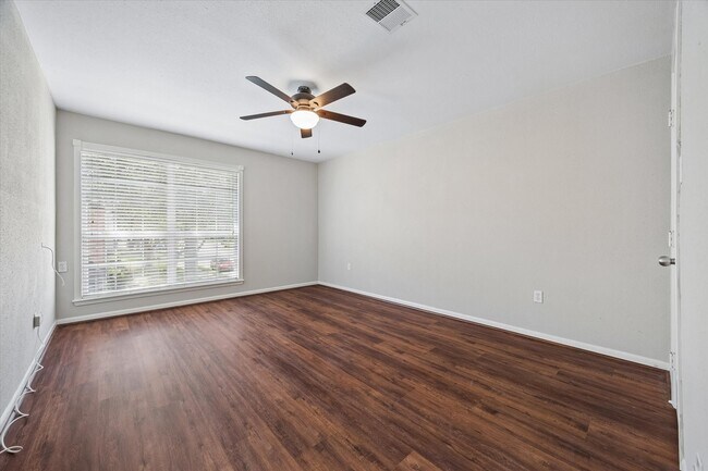 Building Photo - 14201 Misty Meadow Ln