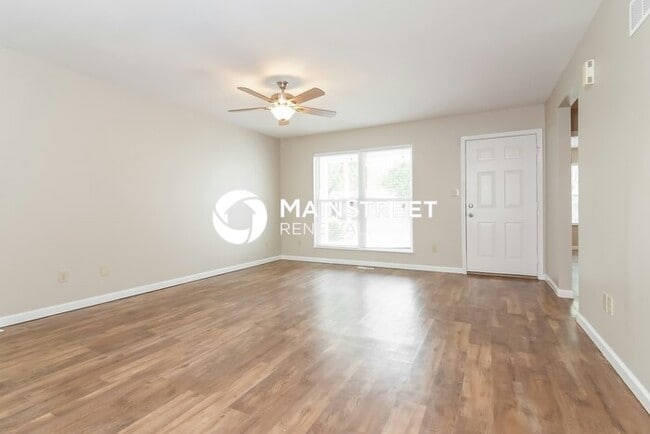 Building Photo - 3 Bedroom Pet-Friendly Home in St. Louis, ...
