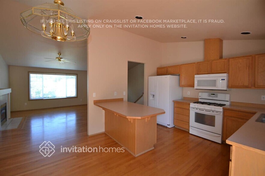 Building Photo - 4014 231st St Ct E